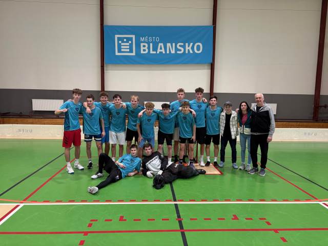Úspěch chlapců na okresním kole ve florbalu 2026