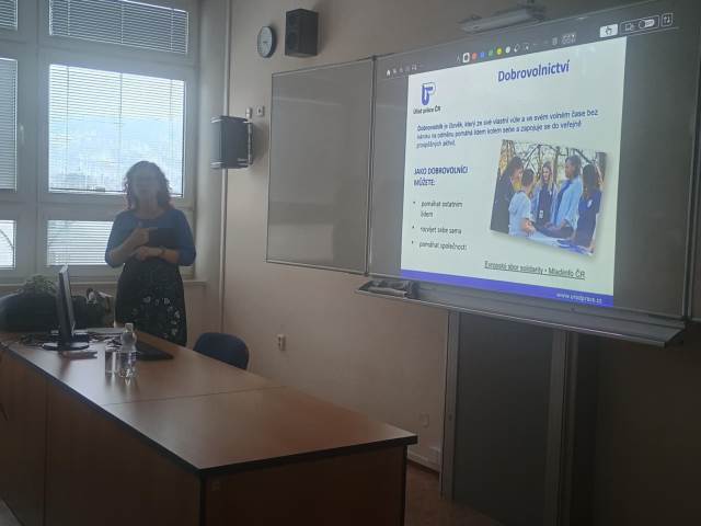 Beseda s pracovnicí úřadu práce