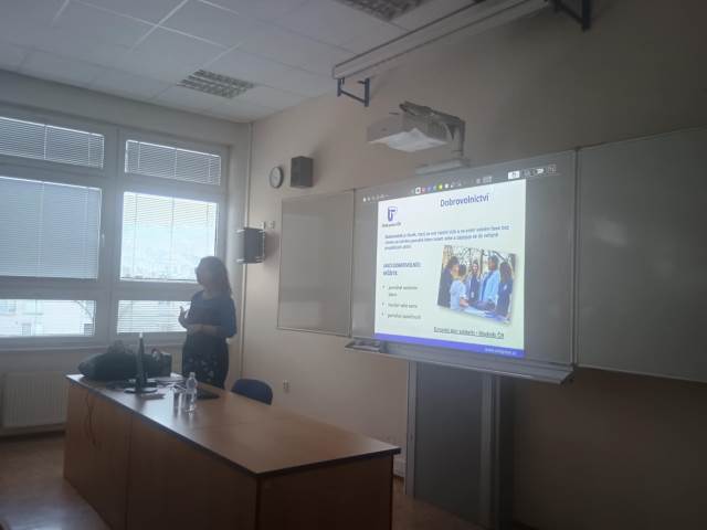 Beseda s pracovnicí úřadu práce